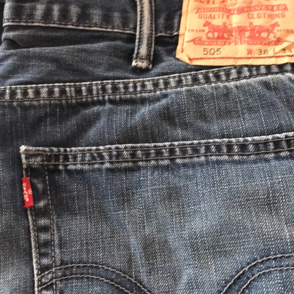 Men’s straight fit Levi’s size 38 length 34